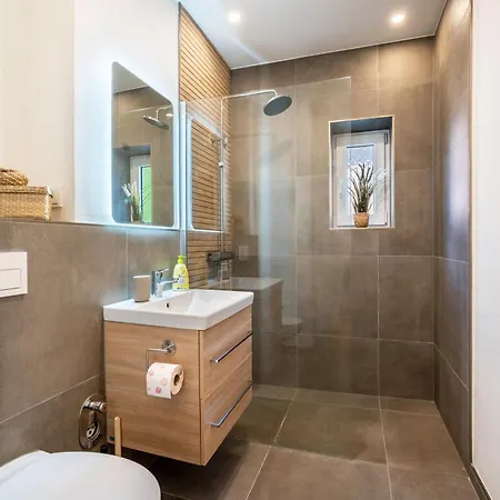 Lägenhet Am Ostufer